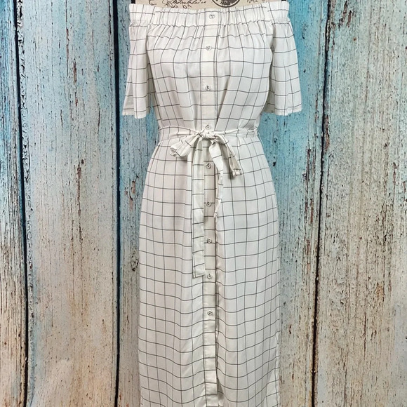 CHARLES HENRY NWT Ivory Checked Shirtdress - Picture 9 of 16